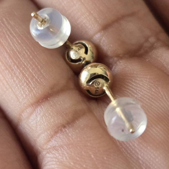 Mejuri 14k Gold Topaz Earrings - Picture 4 of 7